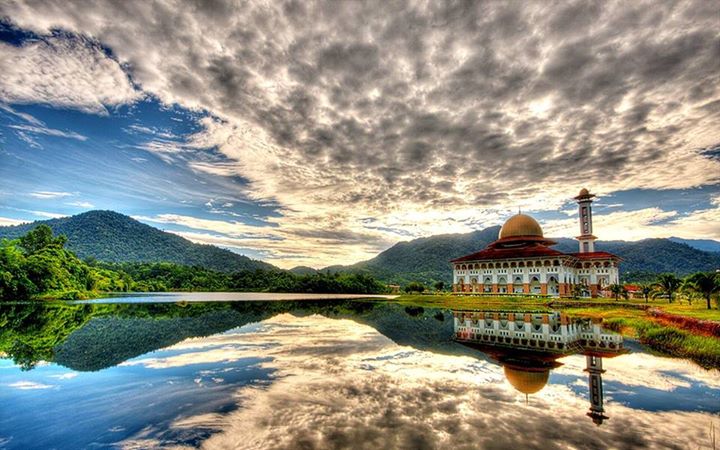 beautiful reflection - HDR photography