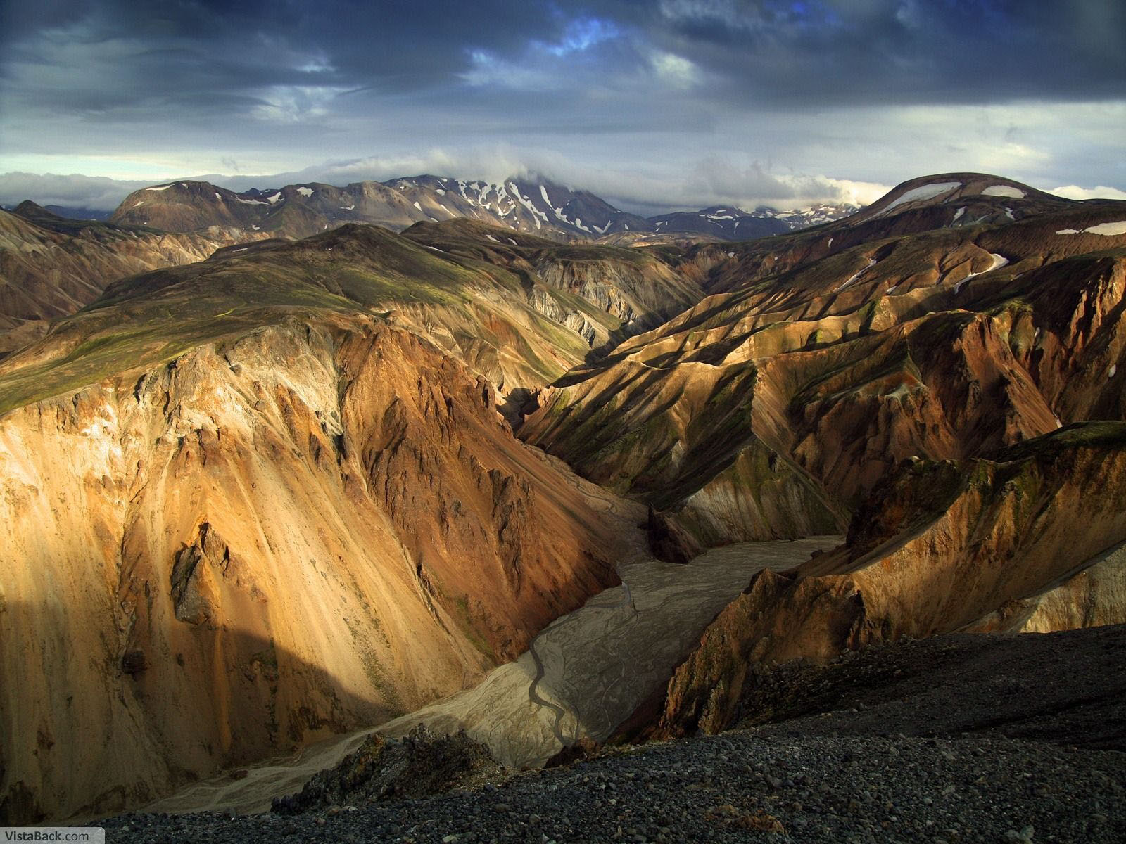brown mountains wallpaper